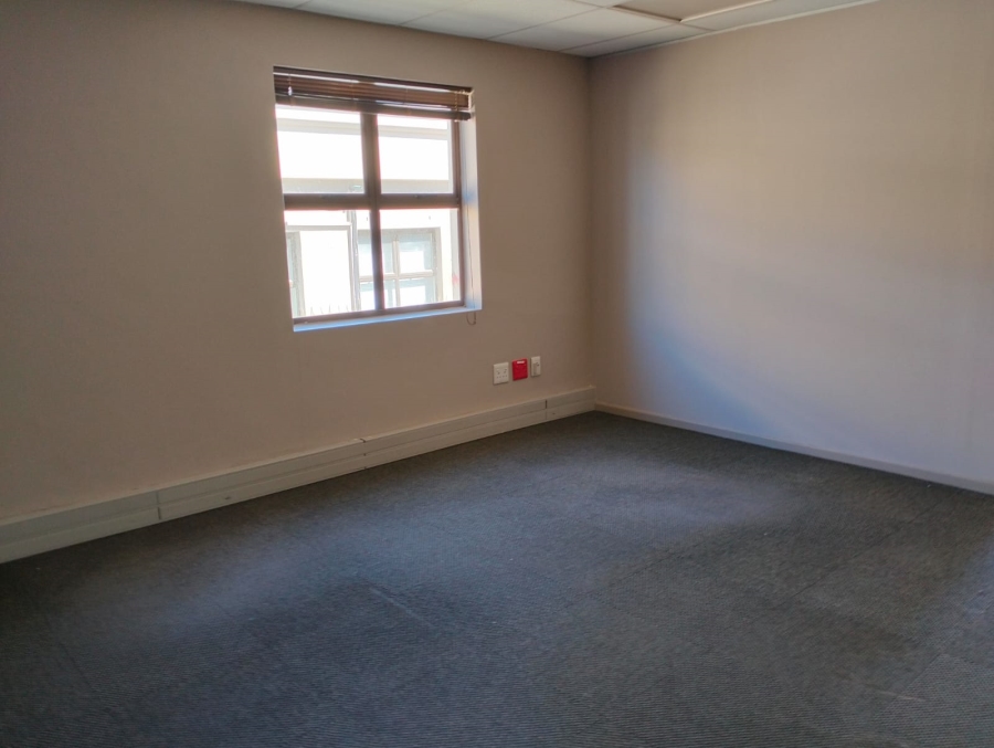 Commercial Property for Sale in Rosenpark Western Cape